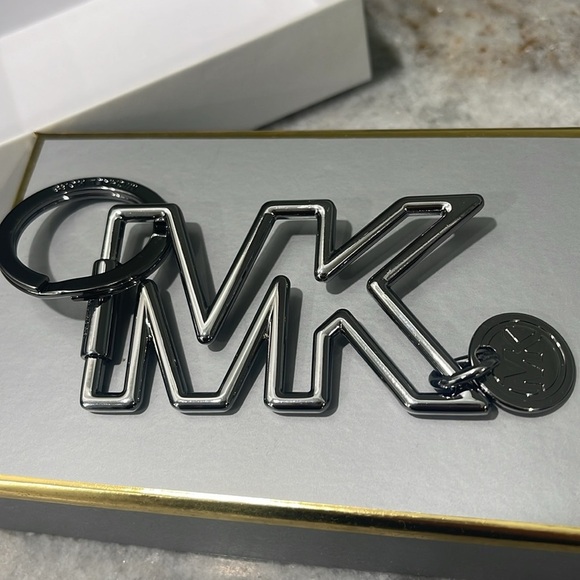 Michael Kors Signature Silvertone MK Keychain - Picture 2 of 4